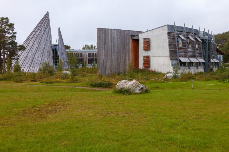 Das Gebaeude des norwegischen Parlaments (Sameting) in Karasjok, Lappland, Norwegen, 30. August 2010. (Foto: Georgios Kefalas)