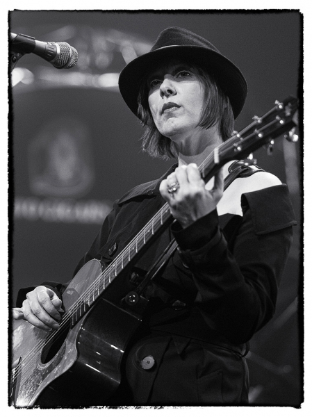 Suzanne Vega